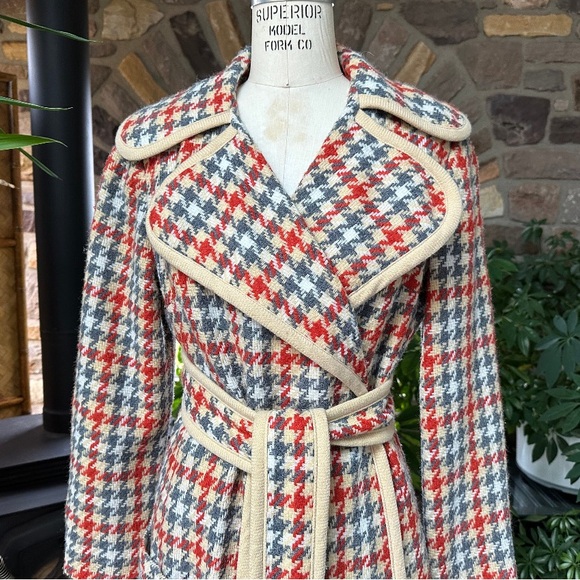 1970’s Vintage Coat - Picture 2 of 4